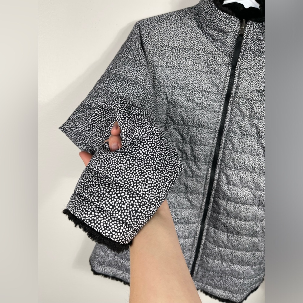 Reversible Mossbud Swirl Dotted Jacket by TheNorthFace Little/Big Girls? Size XL - Picture 4 of 14